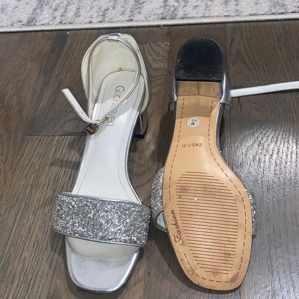 Shoes - Picture 2 of 3